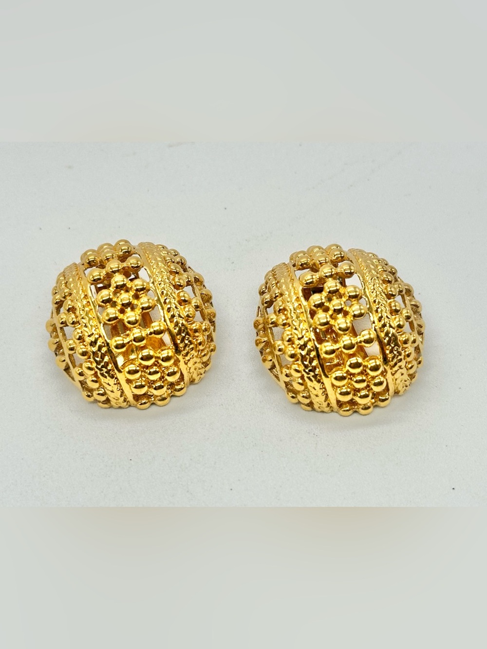 Vintage Gold Tone Dome Clip On Earrings Chunky Textured Runway 80s 90s